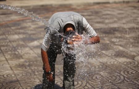 موجة حر شديد تضرب 3 دول عربية