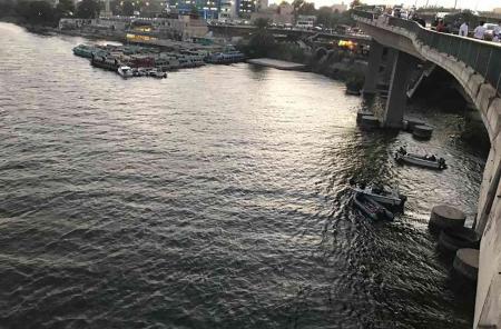مصر: سقوط سيارة عروسين في نهر النيل
