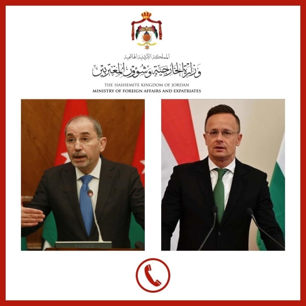وزير الخارجية يجري اتصالا هاتفيا مع نظيره الهنغاري