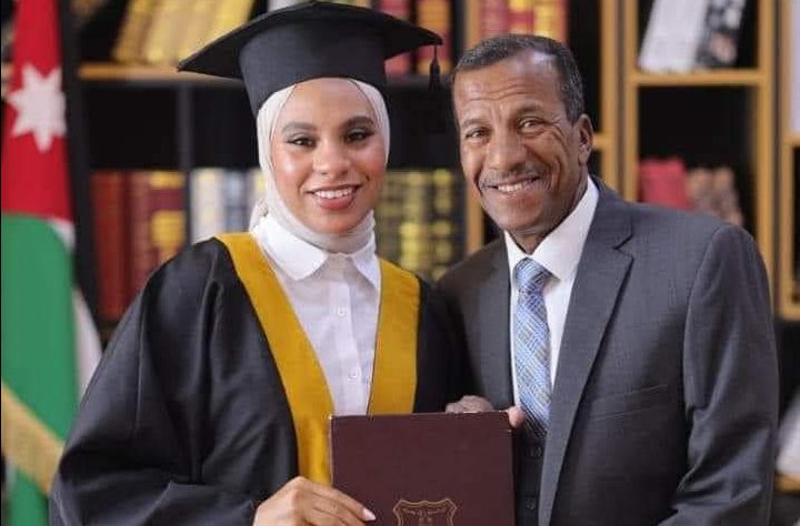 العقيل يُهنئ نواف مفضي الجبور بحصول أبنته ريم على شهادة البكالوريوس