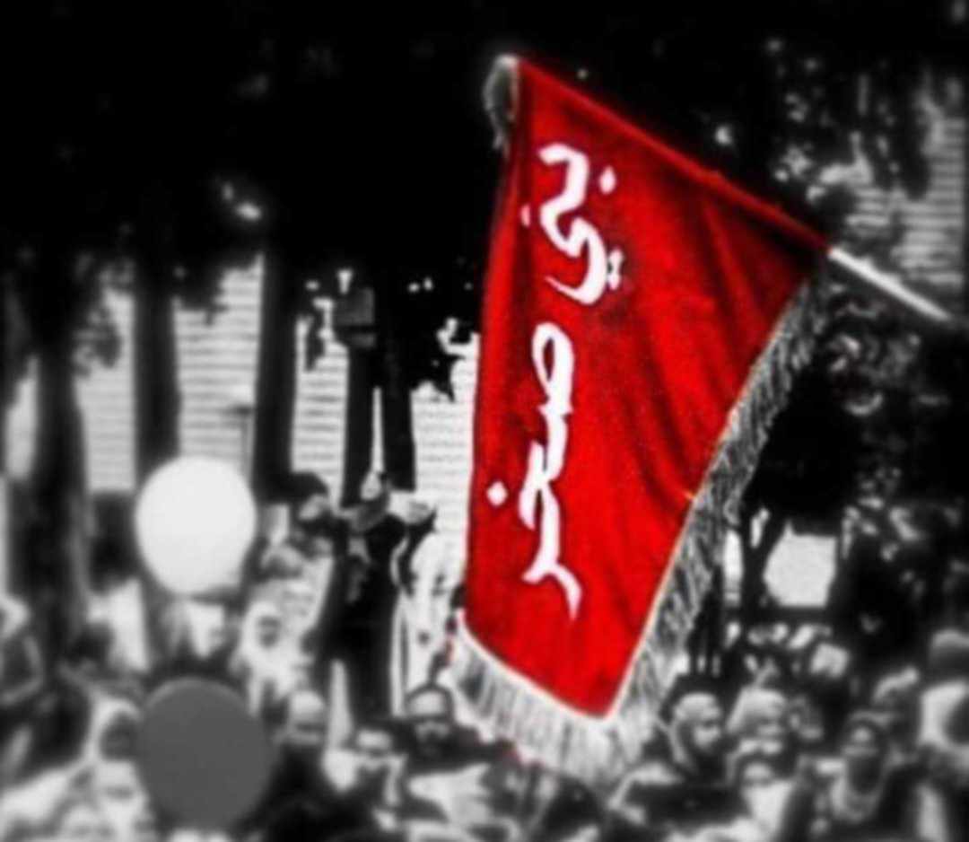 رجال من أبناء قبيلة بني صخر الشيخ حتمل مناور الزبن .
