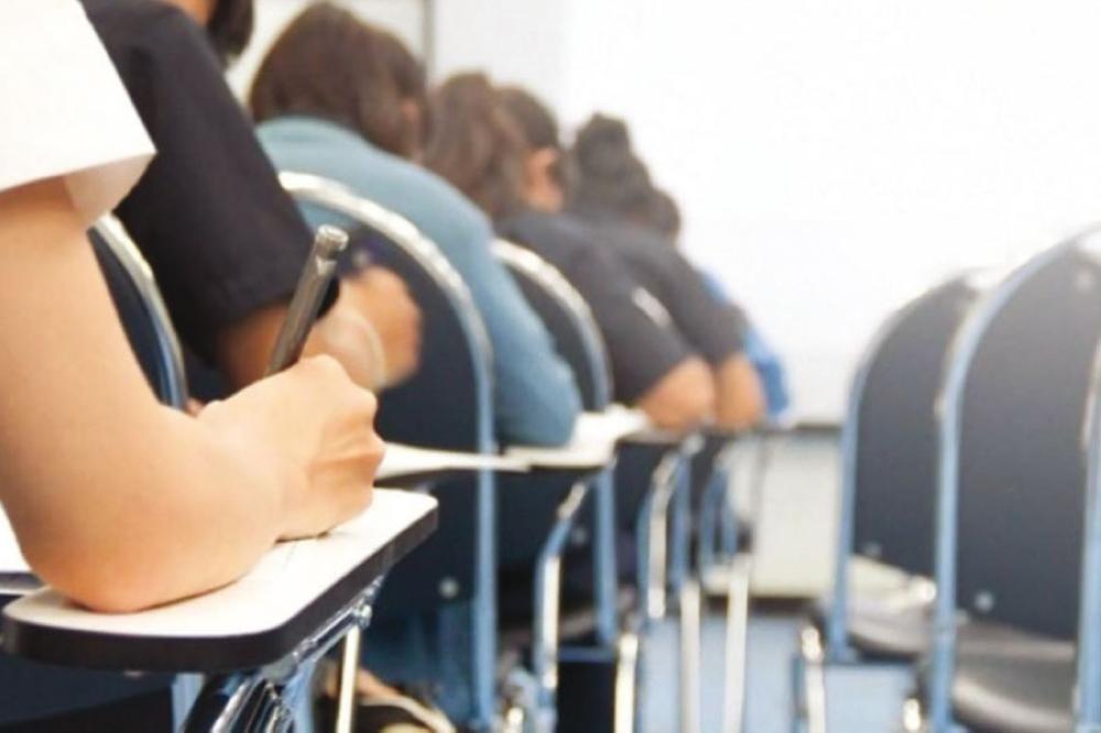 طلبة التوجيهي يتقدمون لـ(الكيمياء واللغة العربية1) الخميس