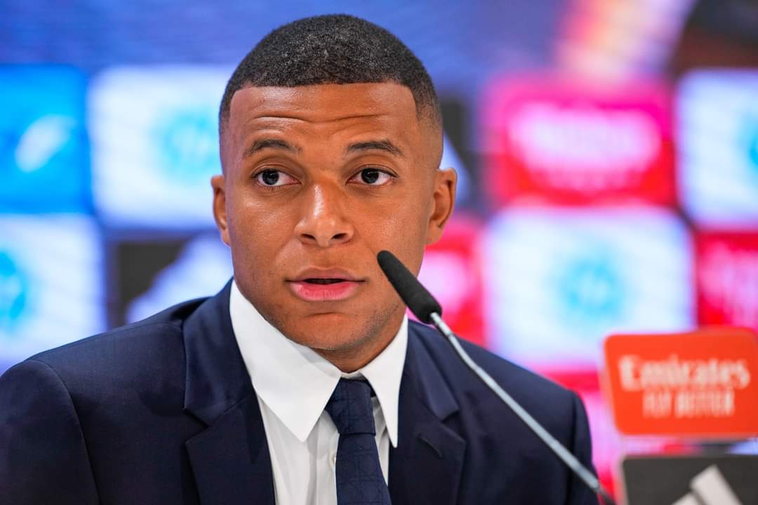 كيليان مبابي يعلن التضحية من أجل ريال مدريد في أحدث تصريحاته