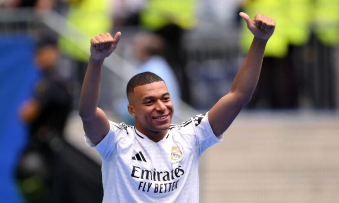 كيليان مبابي يعلن التضحية من أجل ريال مدريد في أحدث تصريحاته