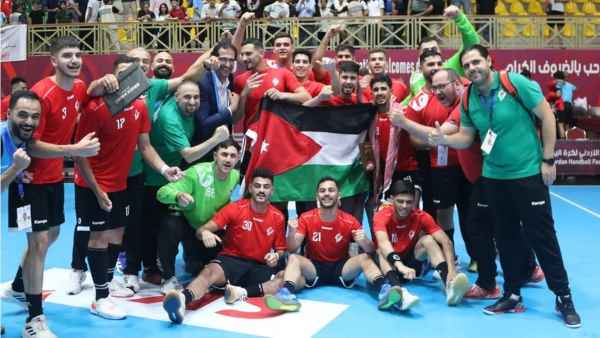 شباب اليد يواجه الكويت بطموح الفوز بالبطولة الآسيوية اليوم