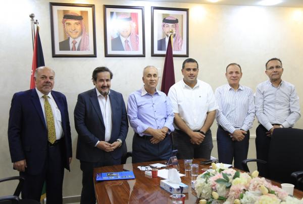 السماح بالتقسيط للشركات المتعثرة والبحث عن حـوافز لدعم قطاع المقاولات