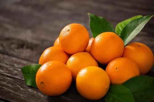 ما هي أعراض نقص فيتامين C .. وهل يعالج فعلاً نزلات البرد؟