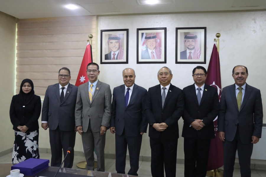 محافظة يلتقي سفراء تايلند والفلبين وماليزيا وإندونيسيا وبروناي