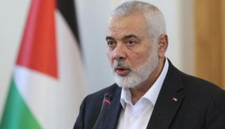«نيروز » ترصد رحلة إسماعيل هنية بين «النضال والاغتيال»نشأ في مخيمات اللاجئين واستشهد أبناءه في «طوفان الأقصى»..