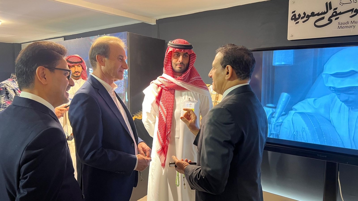قيادات ثقافية أردنية وعراقية تزور جناح المملكة العربية السعودية في مهرجان جرش الثقافي الثامن والثلاثين