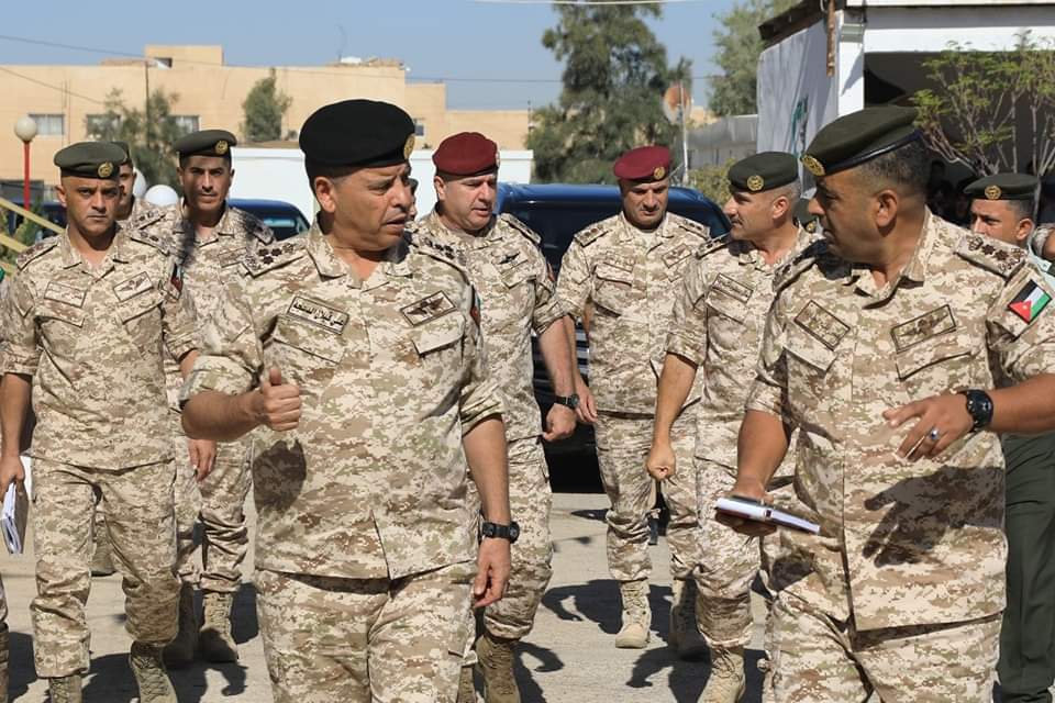 المساعد للإدارة والقوى البشرية يفتتح محطة استقبال جديدة في المركز العسكري للتجنيد خو..صور