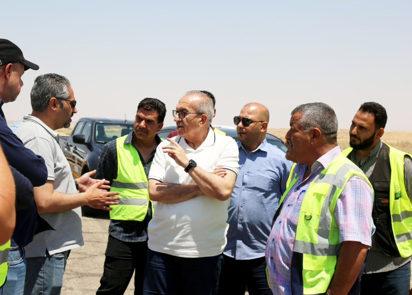 أبو السمن يتفقد عددا من المشاريع في العقبة ومعان