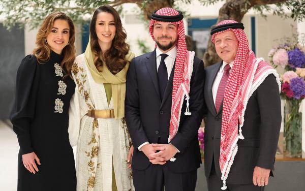  نيروز الإخبارية  تهنئ ولي العهد والأميرة رجوة