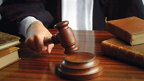 مذكرات تبليغ لمتهمين لتسليم أنفسهم ومواعيد جلسات محاكمة  أسماء