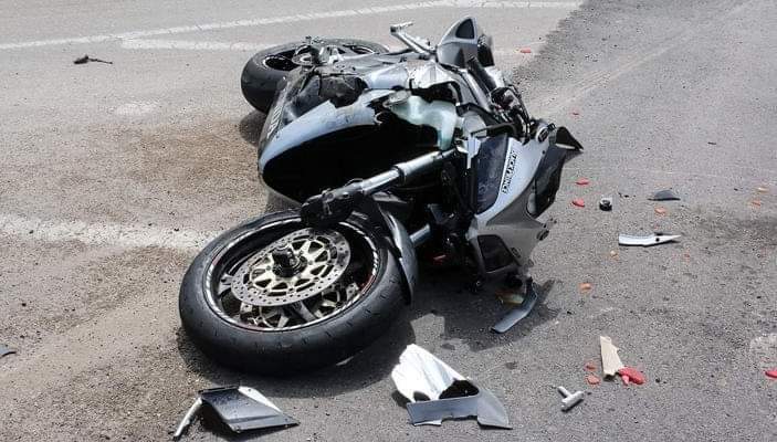 وفاة سائق دراجة نارية بحادث تصادم مع مركبة بالقرب من إشارة النسر في العاصمة عمان