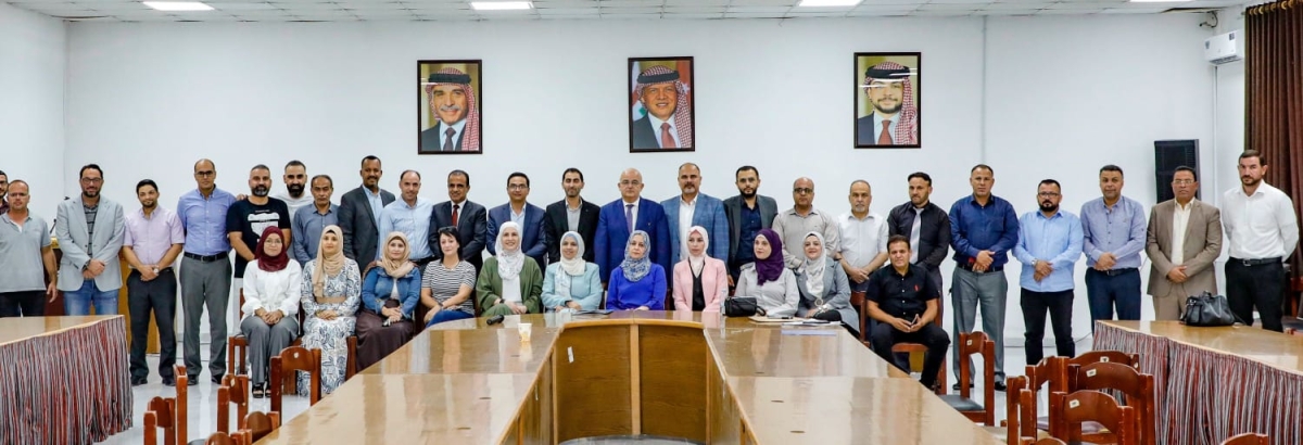 الدكتور الحياري: الجامعة الهاشميّة انجزت حفل تخريج فوج اليوبيل الفضي بما يليق بهذه المناسبة الوطنيّة الغالية