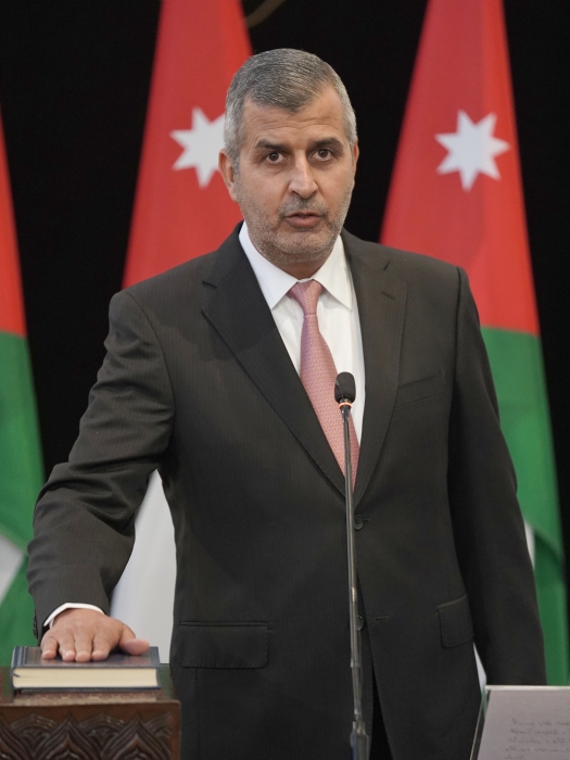 الخرابشة يتابع إنجازات الطاقة والمعادن لشهر تموز