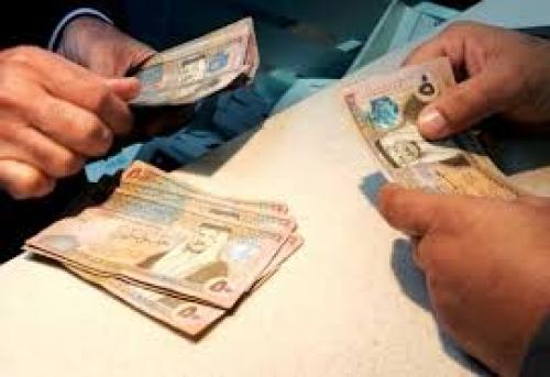 صرف مكافآت مالية بقيمة 51392 دينار لمستشارة قانونية