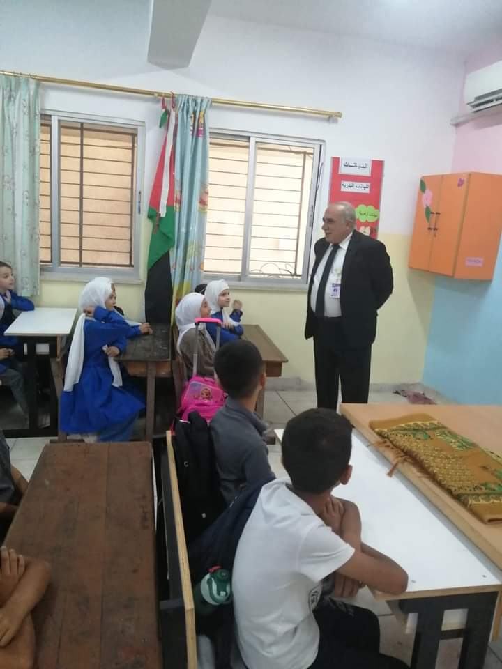 الشرع يزور مدرستي جفين الثانوية للبنات وأبو القين الأساسية المختلطة بلواء الكورة.