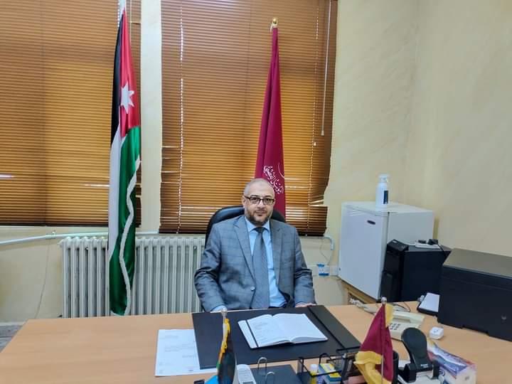 علي المومني مديراً للشؤون الإدارية والمالية في لواء الكورة.