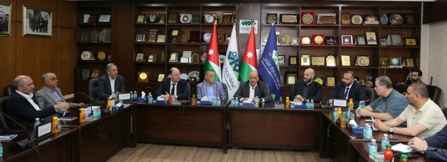 نقابات وجمعيات تجدد دعمها لقرار تحديد ساعات دوام القطاع التجاري بالعاصمة