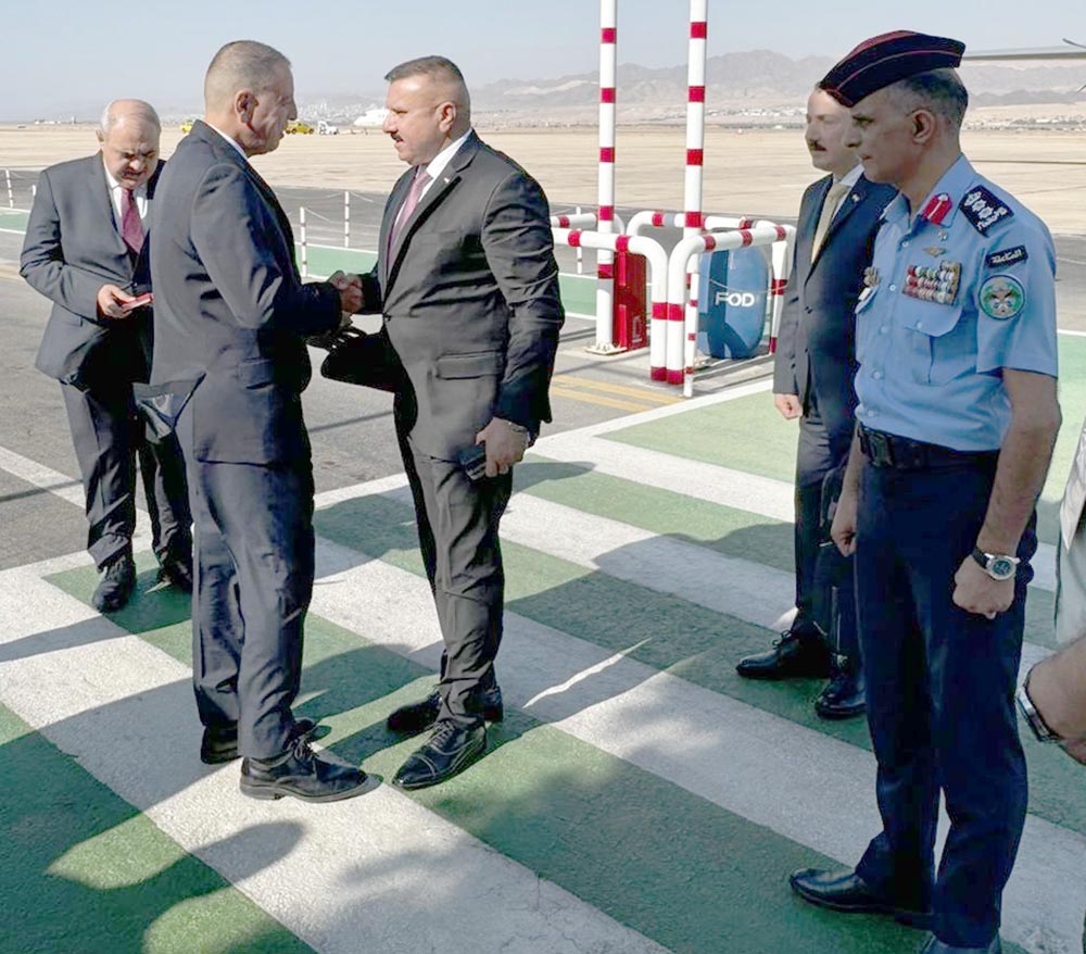 وزير الداخلية يستقبل نظيره العراقي في العقبة