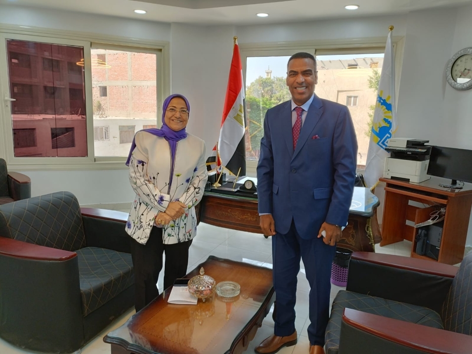 أمين حماة الوطن بالتبين جنوب القاهرة يلتقي برئيس الحي لعرض مشاكل المنطقة