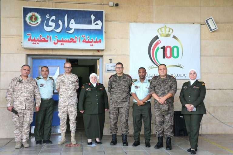 وفد عسكري تونسي يزور مديرية الخدمات الطبية الملكية