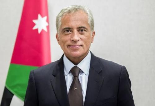 لماذا طلب رئيس الوزراء الجديد من رؤساء الماضي عدم الحضور لتهنئته؟