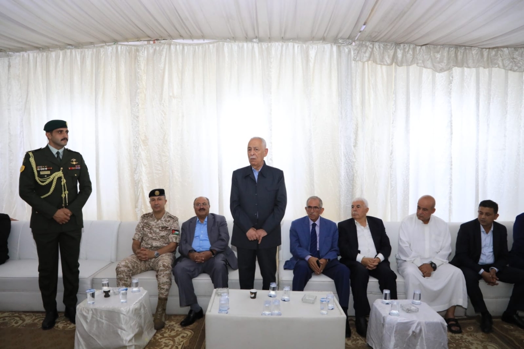 مندوبا عن الملك وولي العهد...العيسوي يعزي عشيرتي الارتيمة والقهيوي...صور