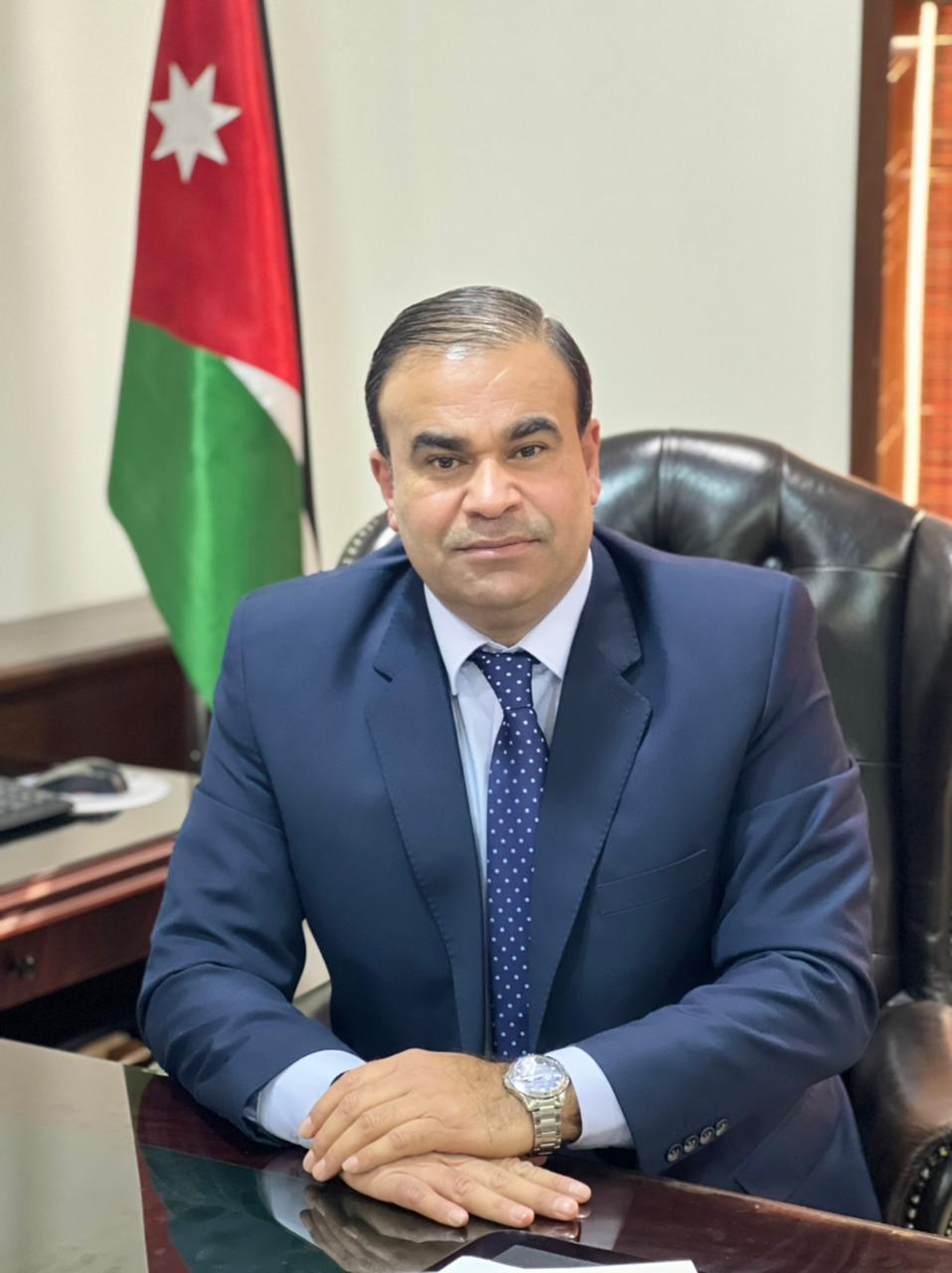 الأستاذ منصور الوريكات ... مثالا للخلق الرفيع والمحبة الصادقه