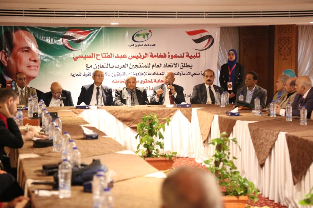 بالصور.. إبراهيم أبو ذكري يعيد تفعيل شعبة المبدعين العرب بحضور يوسف القعيد