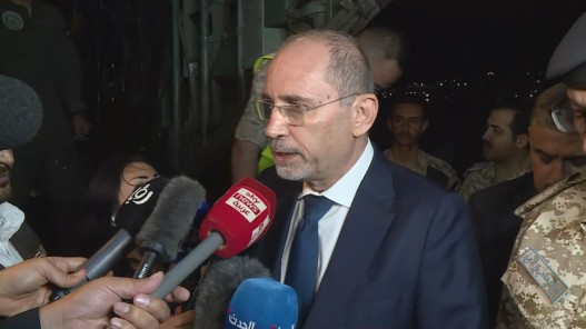 وزير الخارجية: أعدنا العدد الأكبر من الأردنيين الموجودين في لبنان