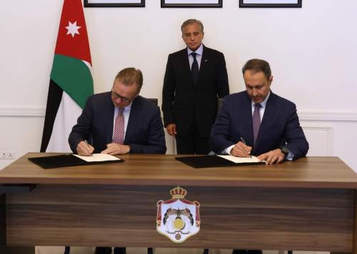 أسئلة برلمانية مرتقبة تفتح ملف ازدواج المعايير الحكومية حول تمديد الاتفاقيات الاستباقية