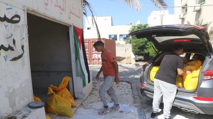 المستشفى الميداني الأردني غزة 79: تجهيز 200 طرد غذائي لتوزيعها على أهالي شمال قطاع غزة