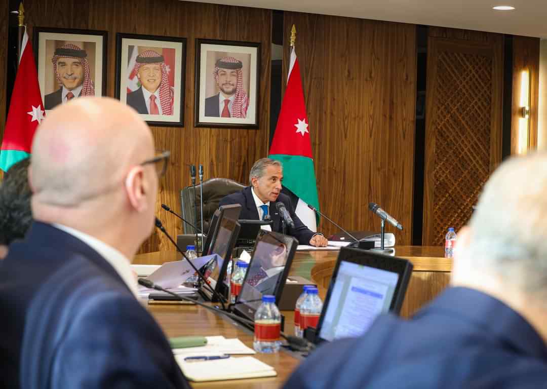رئيس الوزراء: لم يقف أحد كما وقف الملك شخصياً مع إخواننا في فلسطين
