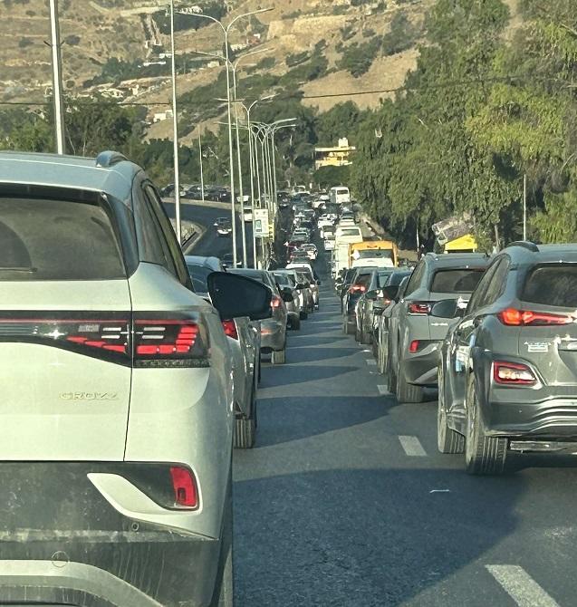حادث تصادم بين 3 مركبات على طريق جرش باتجاه عمان