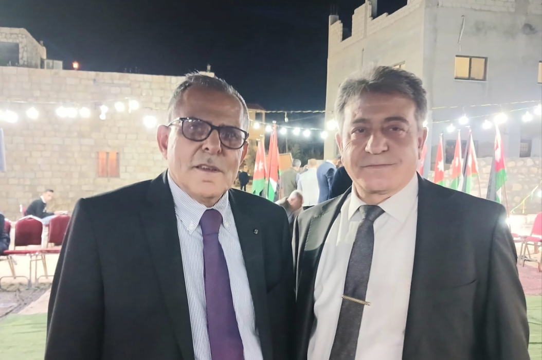 تهنئة وتبريك من الدكتور خلدون عبيدات للعين الدكتور هايل عبيدات