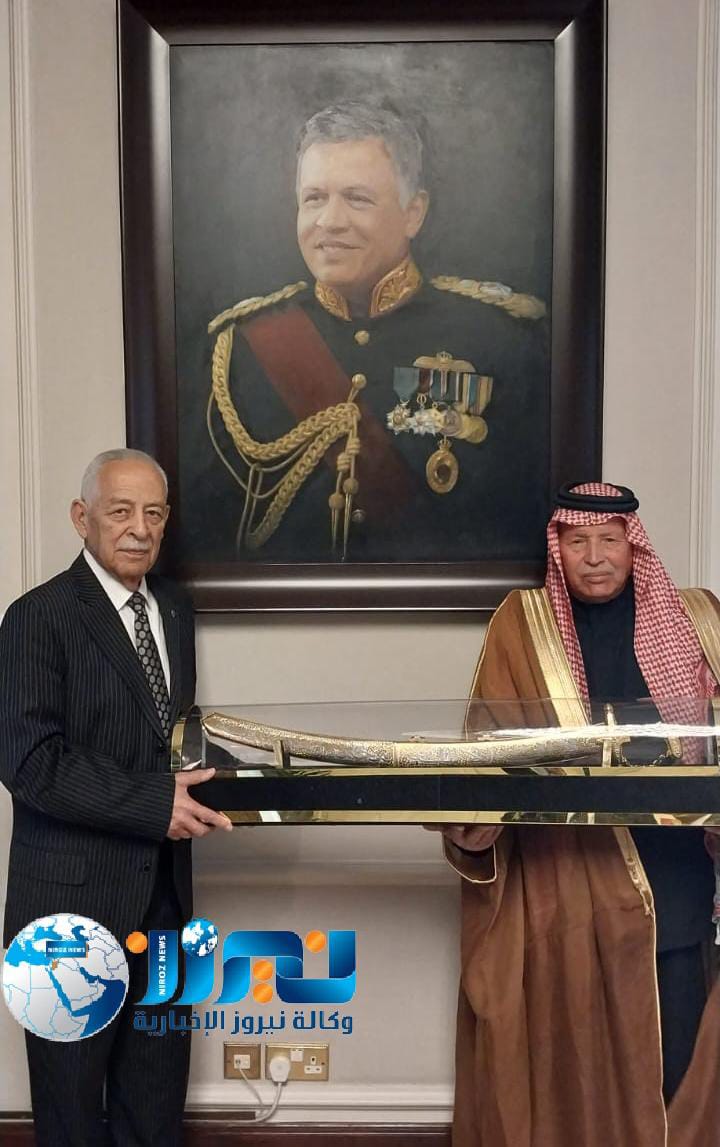 العيسوي يستقبل الشيخ محمد البري ويتسلم نسخة بيان من عشيرة البري في البادية الشمالية... صور 