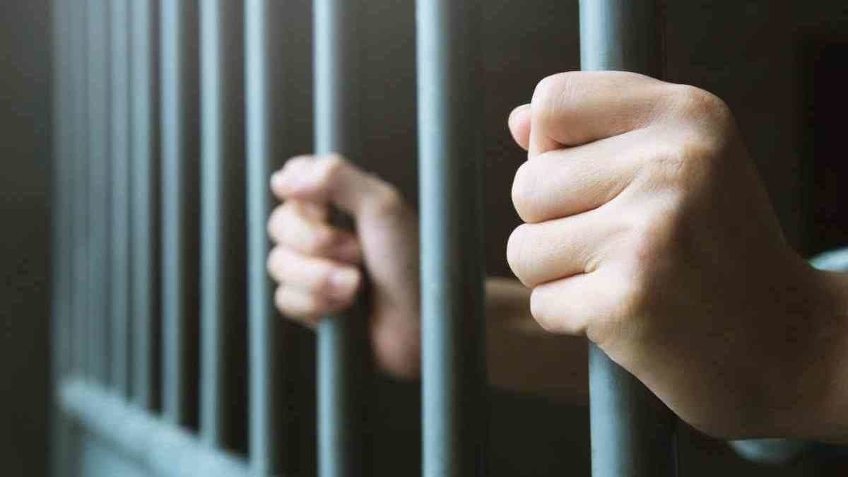 العراق ...قتل أسرة وحرق منزلها