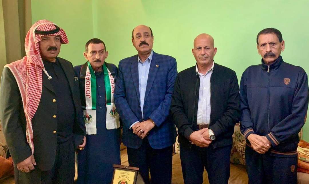الباشا الشوبكي يزور العميد المتقاعد ياسين صالح العدوان ...صور