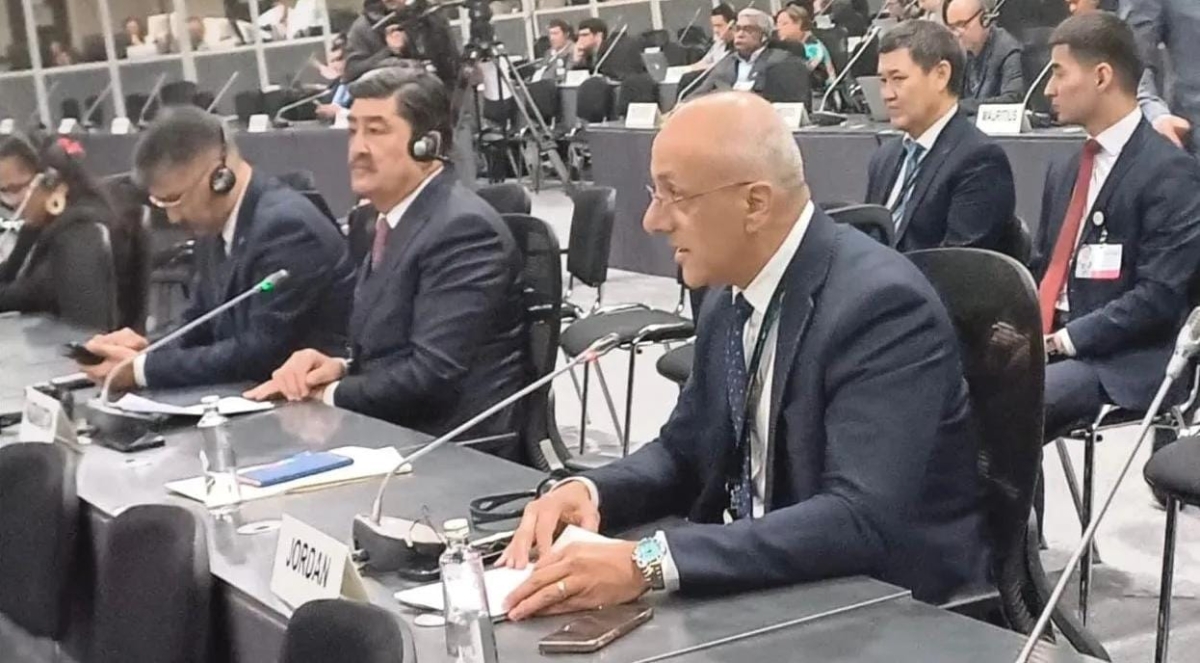 وزير البيئة يبحث مع مسؤولين دوليين تنفيذ مشاريع في الأردن