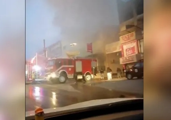 حريق محل ألبسة في منطقة ابو علندا بالعاصمة عمان