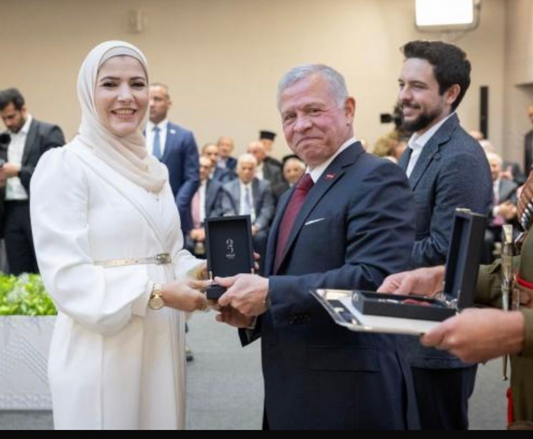 البطوش تهني لمياء أبو رمان