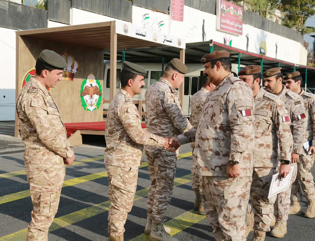وفد عسكري قطري يزور مديرية التربية والتعليم والثقافة العسكرية ...صور