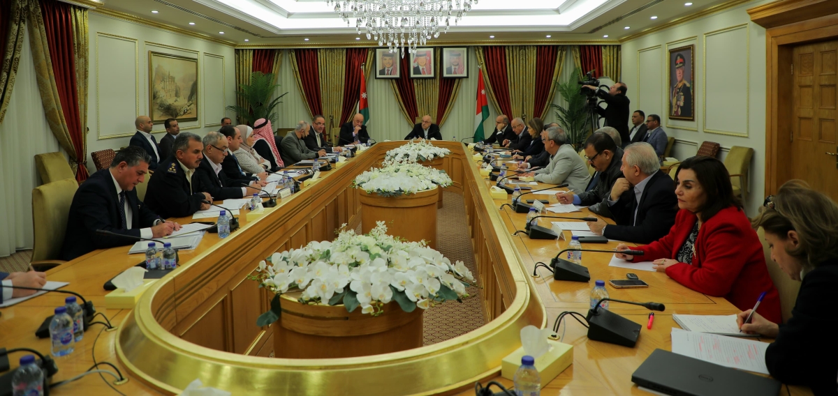 مالية الأعيان تبحث السياسة المالية العامة
