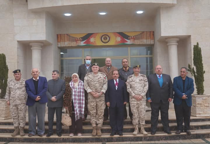 مدير عام الخدمات الطبية الملكية يستقبل وفد من لجنة الكرامة للمتقاعدين العسكريين...صور