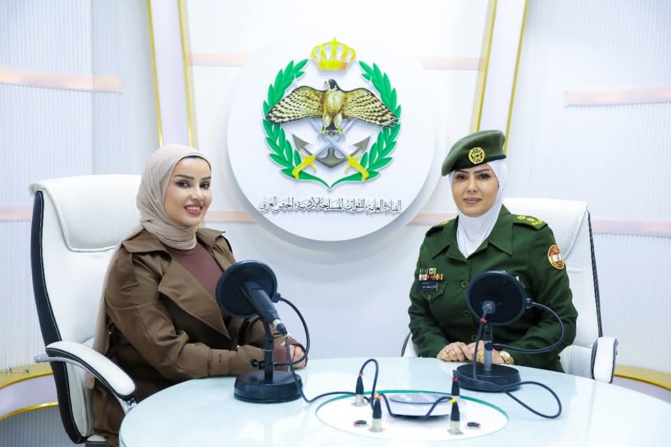 إذاعة الجيش العربي تستضيف ملازم اول إيمان محمد نجم