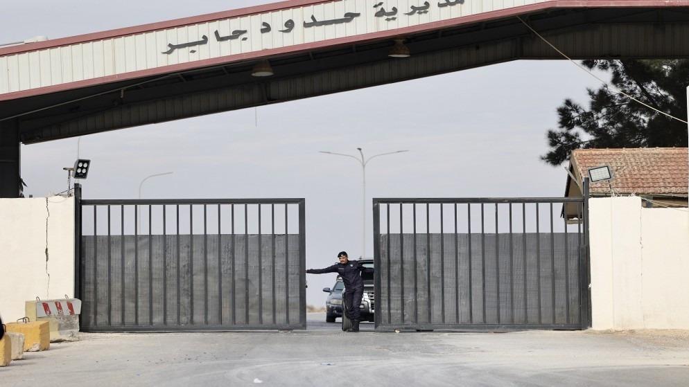 600 شاحنة دخلت للحرة الأردنية السورية منذ سقوط الأسد