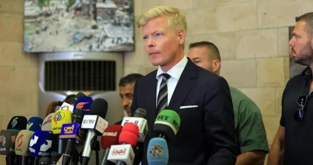 وصول المبعوث الأممي ”غروندبرغ” إلى اليمن